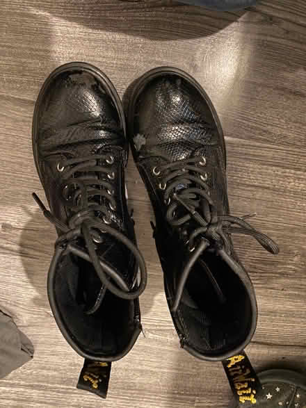 Photo of free Dr Marten boots - size 1 (EU33) (Eastwood (G43)) #2
