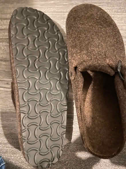 Photo of free Slippers size 9 (dark brown) (Eastwood (G43)) #2