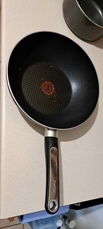 Photo of free 2 used pans (IP2) #4