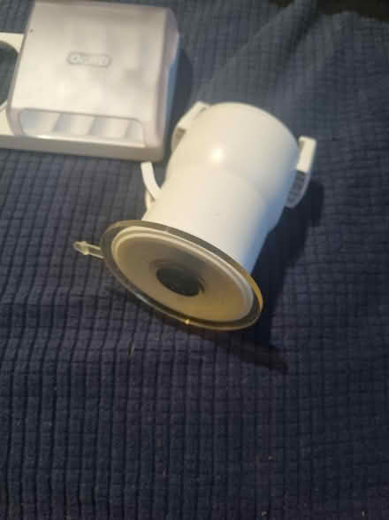 Photo of free Oral B (SE1) #3