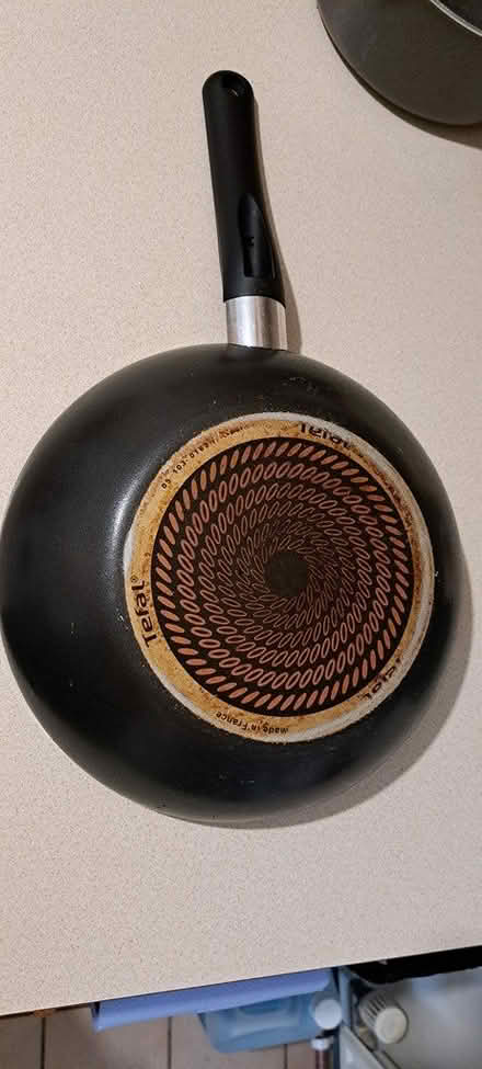 Photo of free 2 used pans (IP2) #3