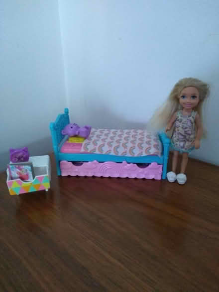 Photo of free Barbie Club Chelsea Bedtime playset (Great Moor SK2) #1