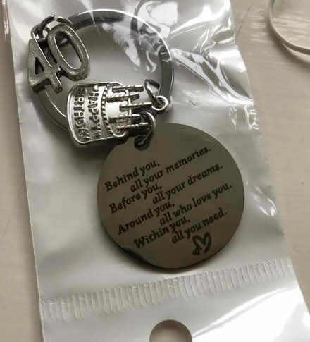 Photo of free 40th birthday diffusing ‘lamp’ + key ring (St Julians AL1) #3