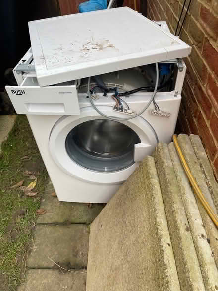 Photo of free Broken washing machine (At albans) #1