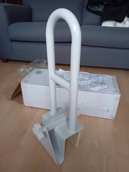 Photo of free Bath Safety Rail (Hatfield Peverel CM3) #1