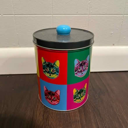 Photo of free Cat face tin (Midtown on Elmendorf, Kingston) #2