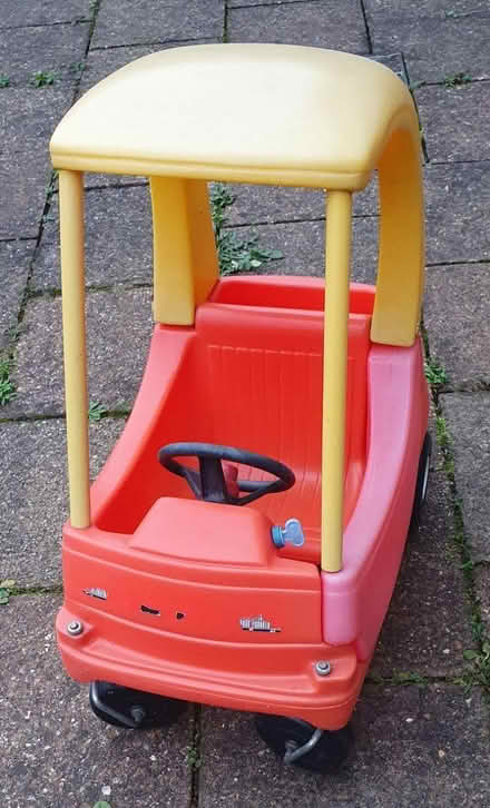 Photo of free Push-along kid's toy car (IP4) #1