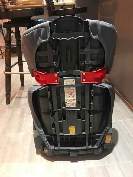 Photo of free Child’s car seat (PR4) #3