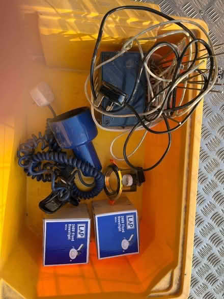 Photo of free Various lights (Bush EX23) #1