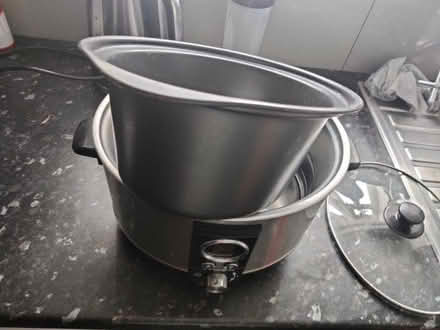 Photo of free Sizzle & Slow cooker (Church RG2) #4