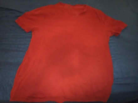 Photo of free Red L "Mens" T-shirt (Kensington) #1