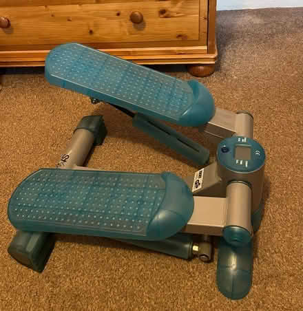 Photo of free Stepper (S7 Sharrow) #3