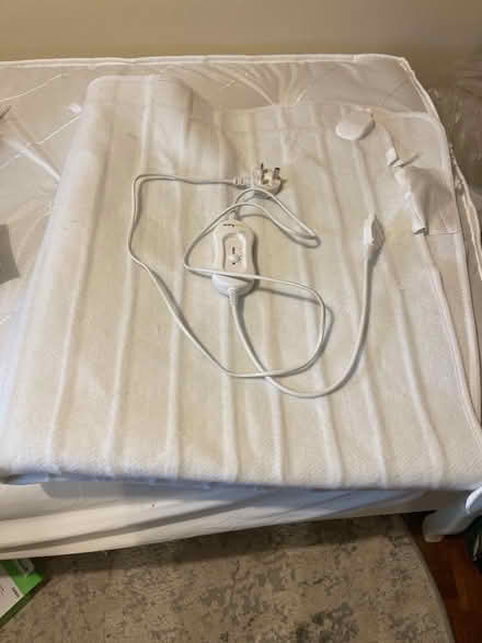 Photo of free Double electric blanket (Rodwell DT4) #1