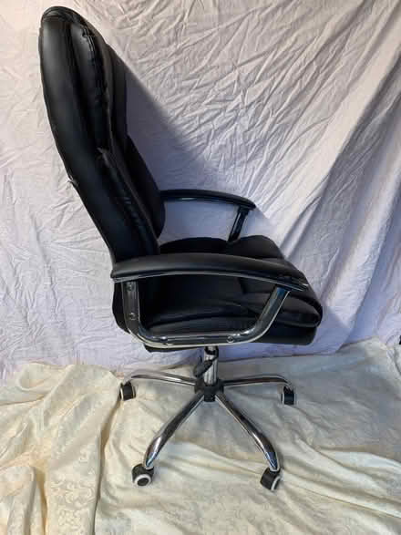 Photo of free Office chair (Selsdon) #1
