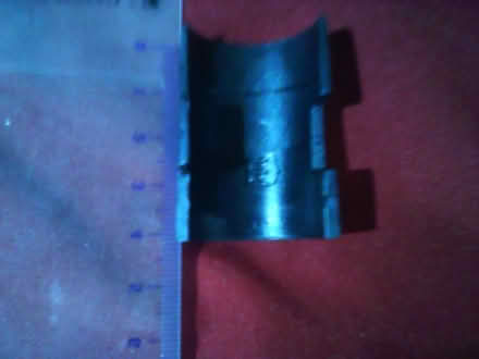 Photo of free ~4cm shelf adjuster half (Kensington) #1