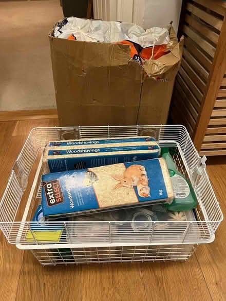 Photo of free Misc. hamster pet supplies. (Headington OX3) #1
