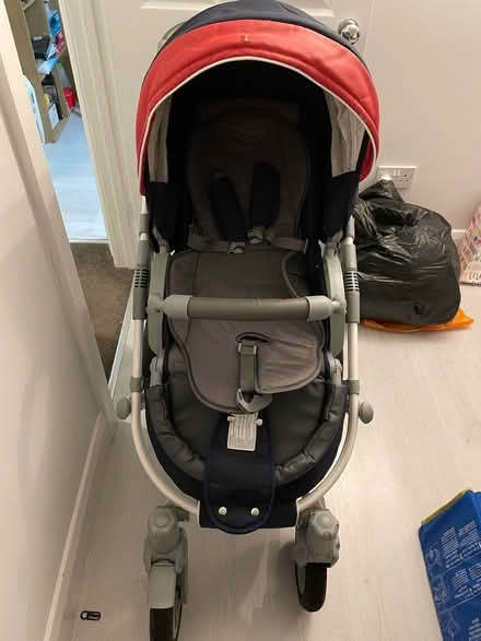 Photo of free Pushchair/Moses basket/ travel cot (Nottingham NG8) #2