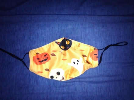 Photo of free Fashion mask (Kensington) #1