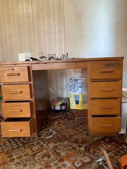 Photo of free desk (Willington MK44) #1