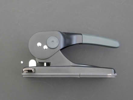 Photo of free Office Quality Hole Punch (Hassocks BN6) #1
