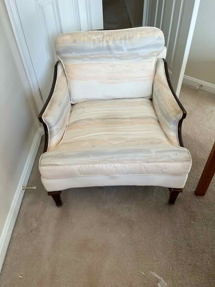 Photo of free 2 mid century chairs (Leisure World 20906) #1