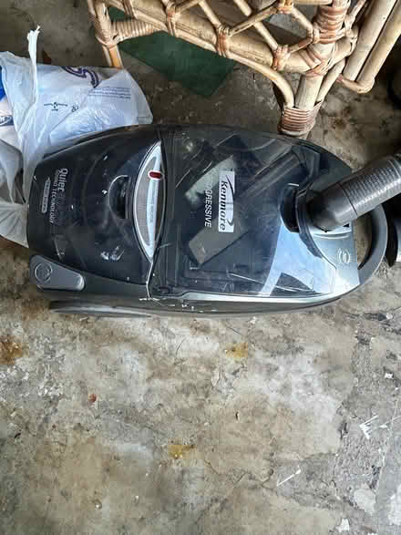 Photo of free Vacuum cleaner (Stuart) #1
