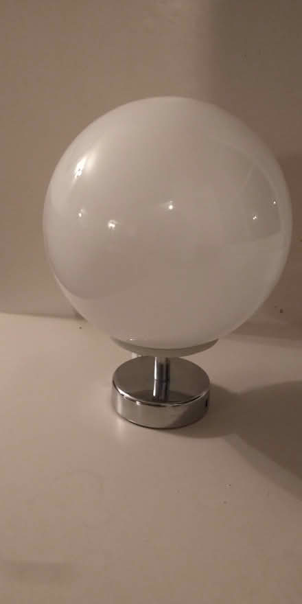 Photo of free Ceiling light fitting (Summerlands LA8) #1