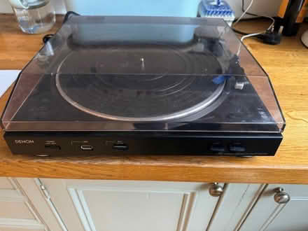 Photo of free Turntable (Hove Station area BN3) #3
