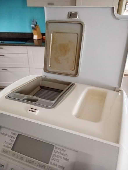Photo of free Panasonic Bread Maker (Prestwood HP16) #4