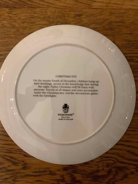 Photo of free Christmas plate (Craig-y-don LL30) #3