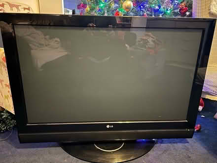 Photo of free 42 inch LG tv (East london) #2