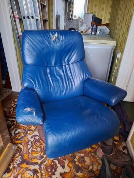 Photo of free Stressless leather recliner (dullingham) #2