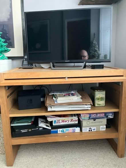 Photo of free TV cabinet (Hurstpierpoint BN6) #2