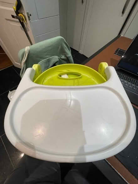 Photo of free Childs booster seat for use at the table (Bethnal Green E2) #3