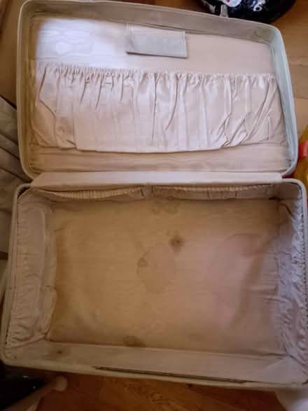 Photo of free Vintage Antler Suitcase (ME9) #3