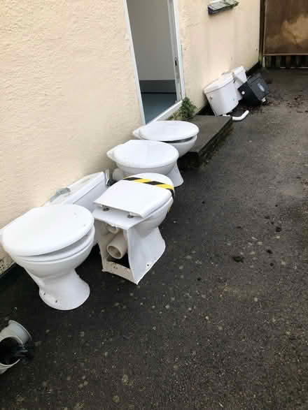 Photo of free 4 loos and pipe work (Merton park SW19) #1