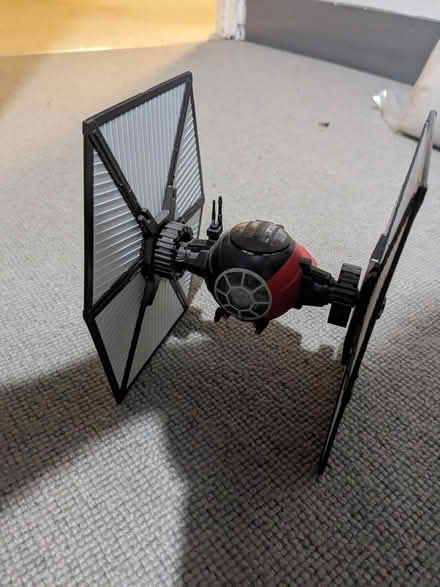 Photo of free TIE Fighter Toy (Caldecott OX14) #1