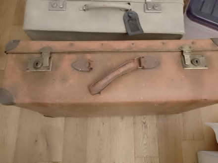 Photo of free Vintage Hard Suitcase (ME9) #3