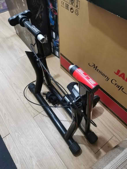 Photo of free ELITE indoor bike trainer (Belbroughton CP B61) #2