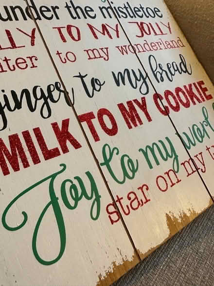 Photo of free Christmas wood sign (Eagle Hill) #1
