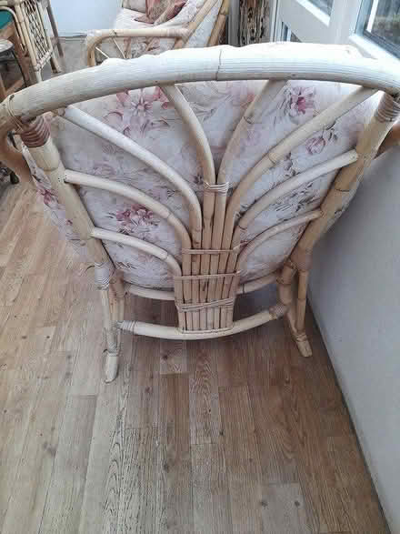 Photo of free 2 seater wicker setee and chair (Hadleigh, SS7) #3