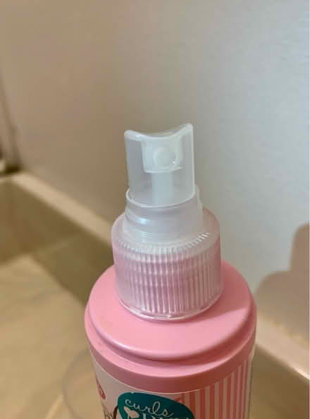 Photo of free Detangle spray (Plainfield) #4