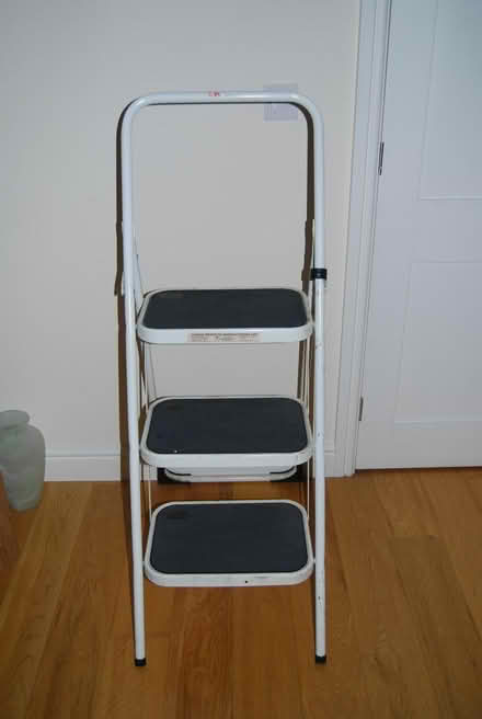 Photo of free Tall step stool (The Moravian Settlement DE72) #2