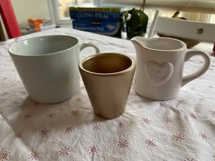 Photo of free 3 x small plant pots (Oxley Park MK4) #2