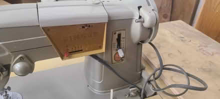 Photo of free Sewing machine (Elk Grove Village) #1