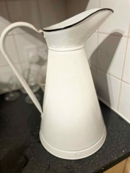 Photo of free Large jug vase (Tunbridge Wells) #1