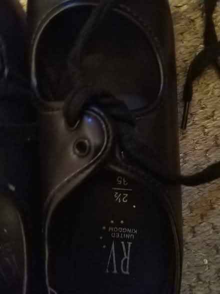 Photo of free Girls tap shoes size 2.5 (South Heighton BN9) #2