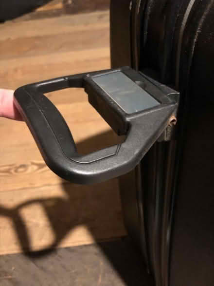 Photo of free Suitcase Hard Shell (Coney Hall BR4) #1