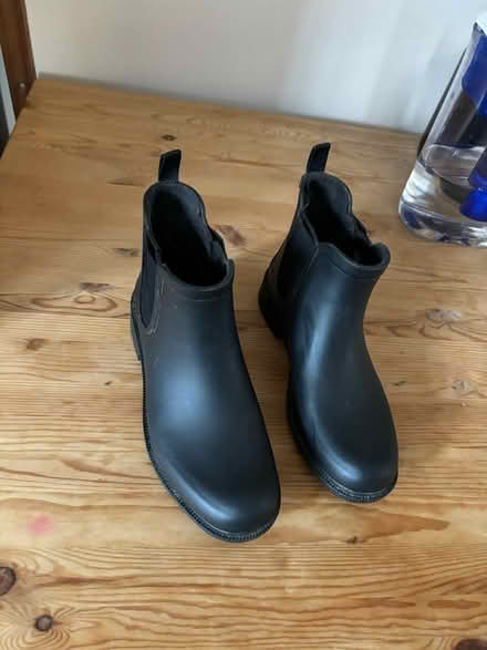 Photo of free Women's size 8 rainboots (Brookland) #1