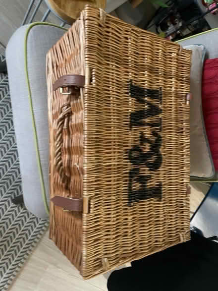 Photo of free Fortnum and Mason picnic hamper (Dollis Hill, NW2) #1
